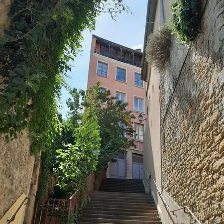 Guestready - Calming Respite In Vieux