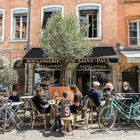 Guestready - Calming Respite In Vieux * ليون